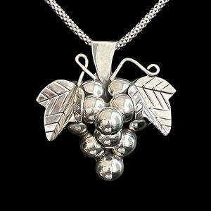 Vintage Taxco Mexico Large 925 Sterling silver heavy grapes bunch pendant